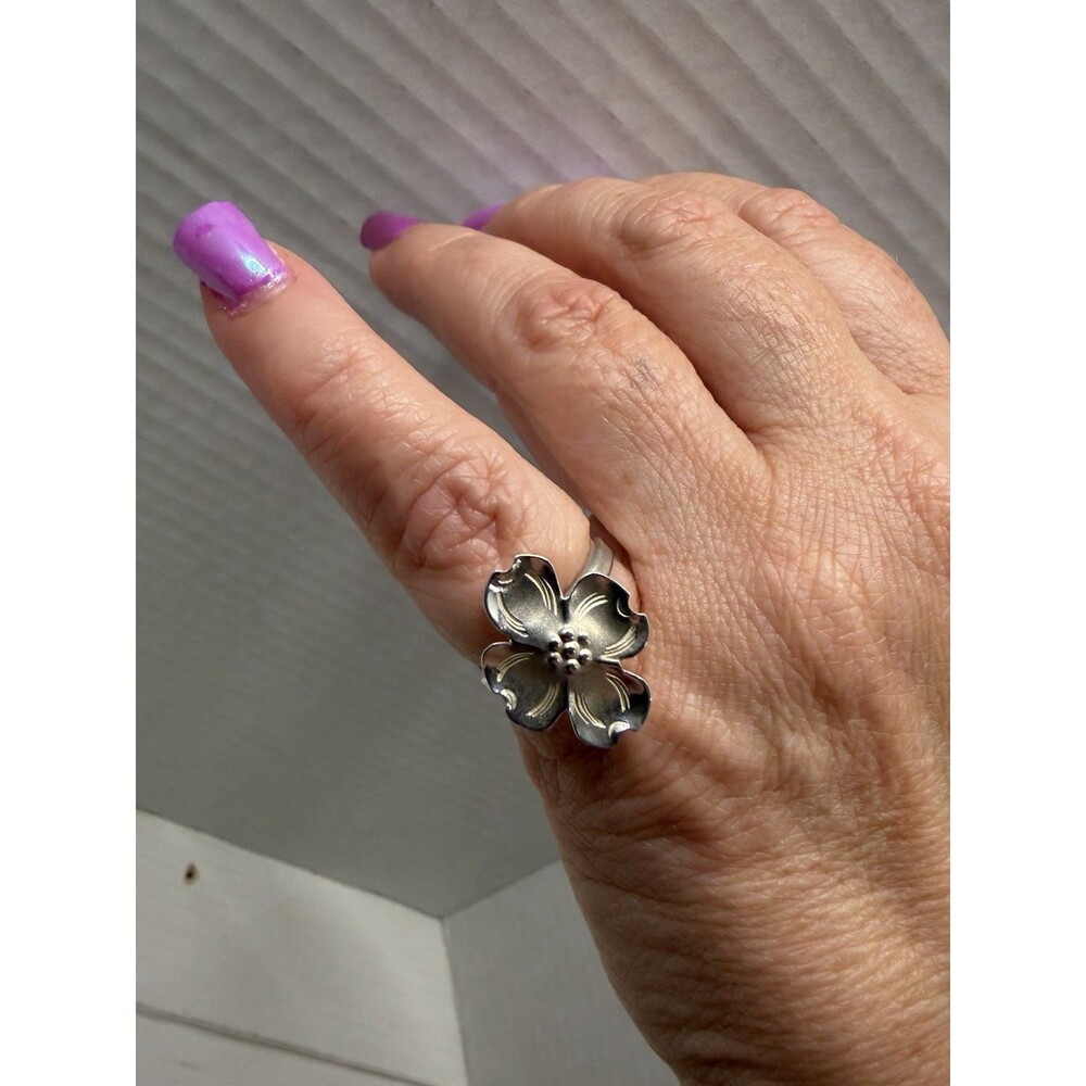 Vintage Stuart Nye 925 Sterling Silver Dogwood Flower Ring Adjustable Size 3-5